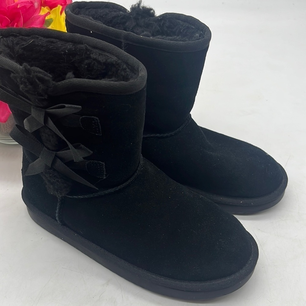 Kookaburra by UGG Black Suede Winter Boots Size 3 WRB4510A